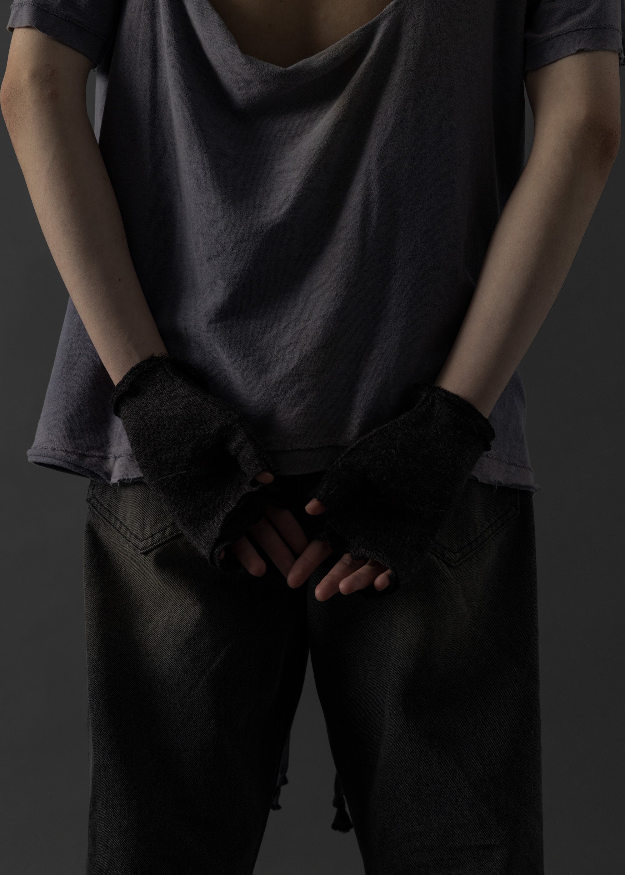 TBW Stitch Origami Gloves (Black)