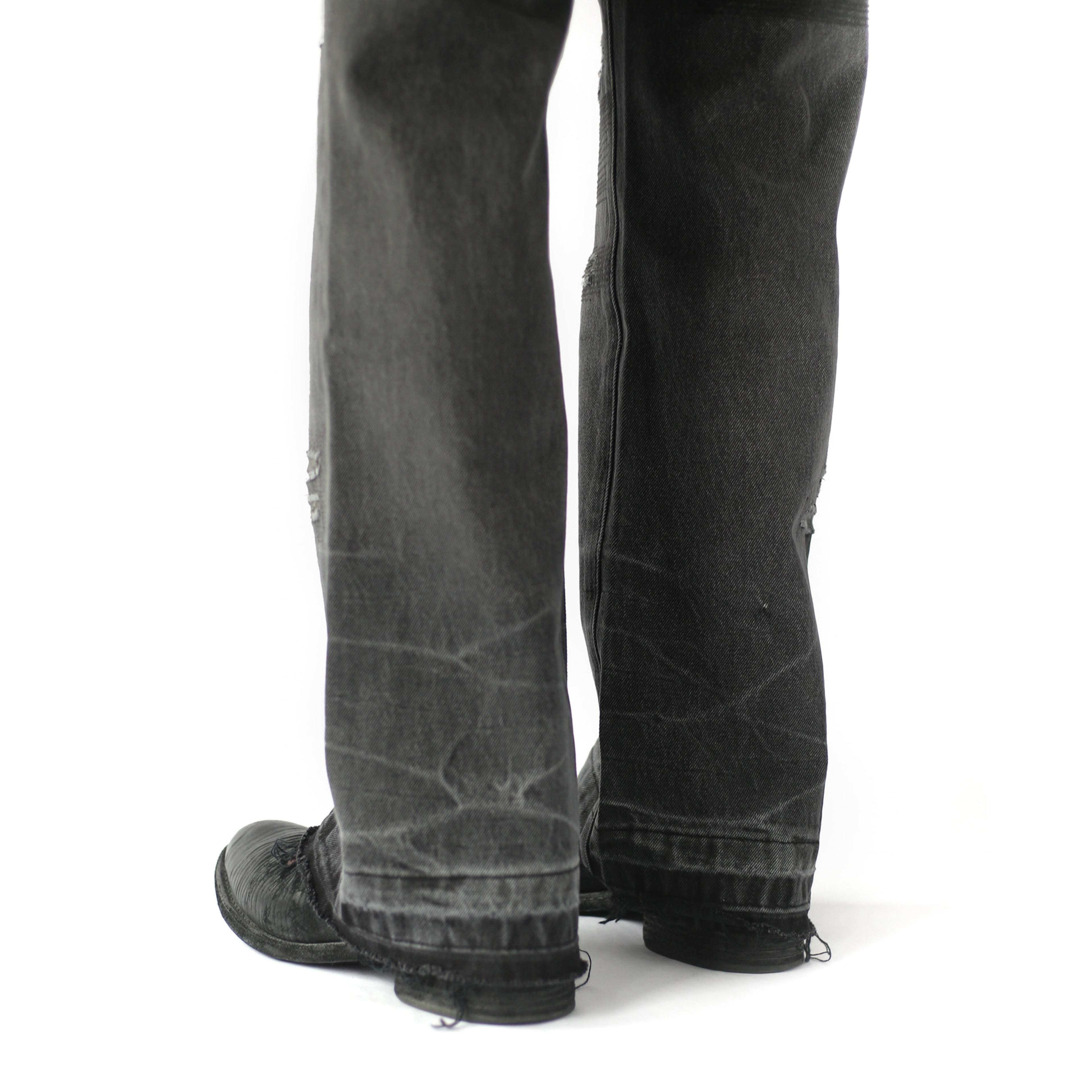 WASH & REPAIRED DENIM