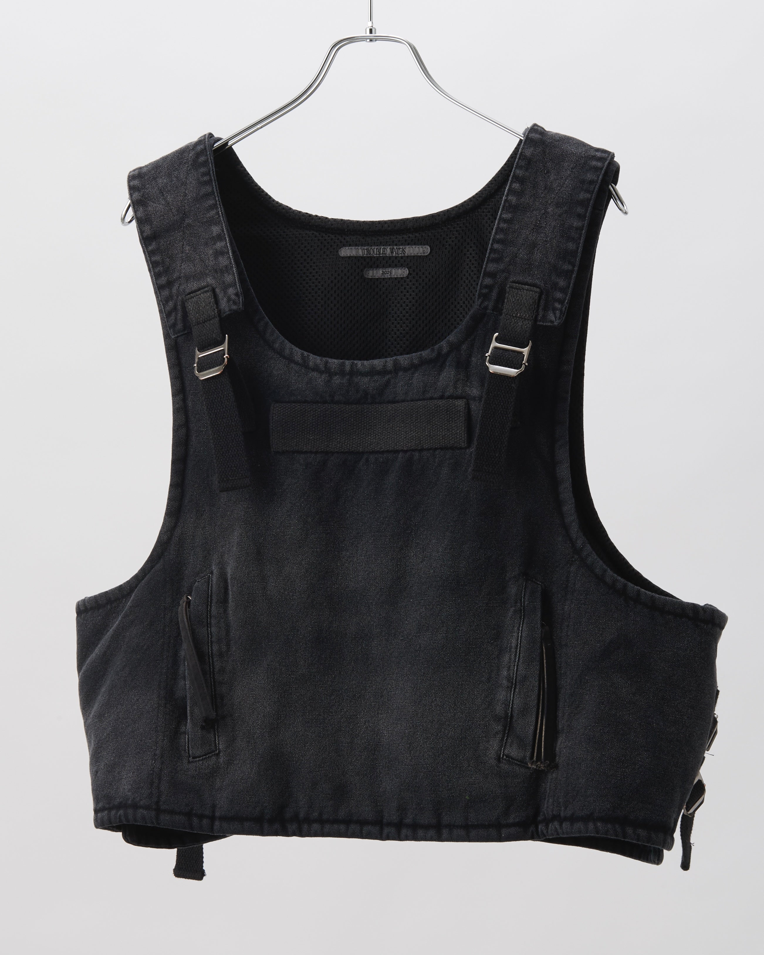 RIOT VEST