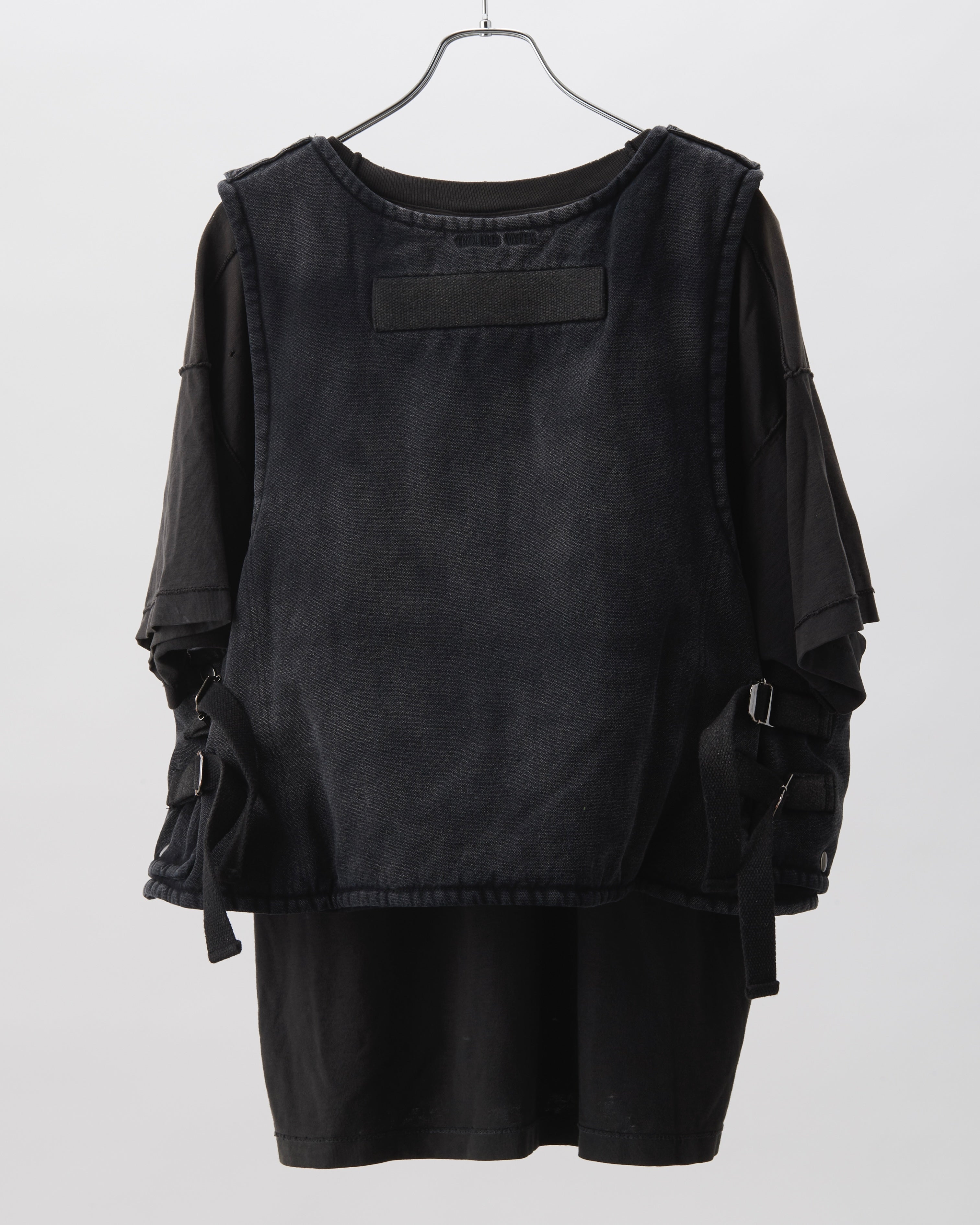 RIOT VEST
