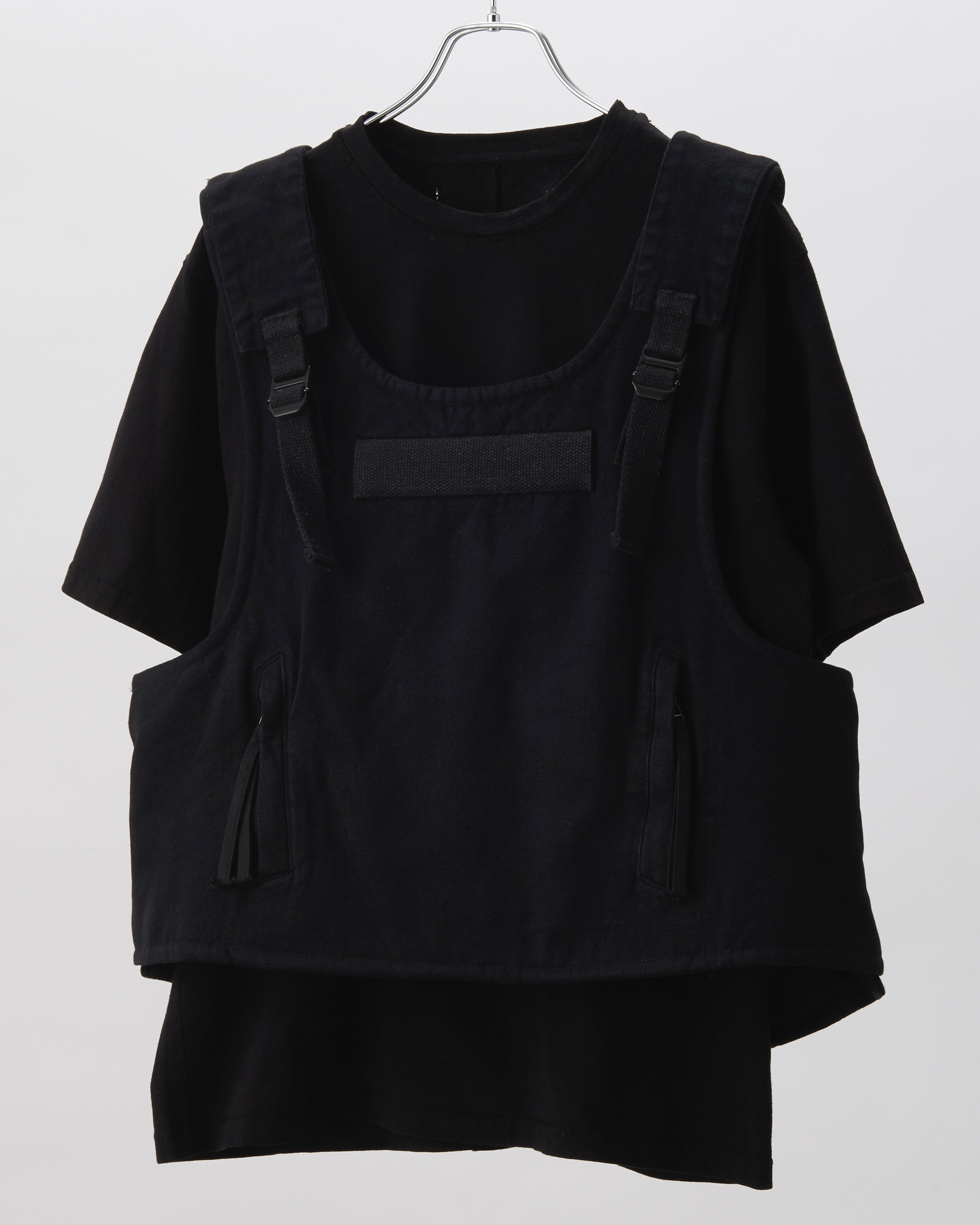 RIOT VEST
