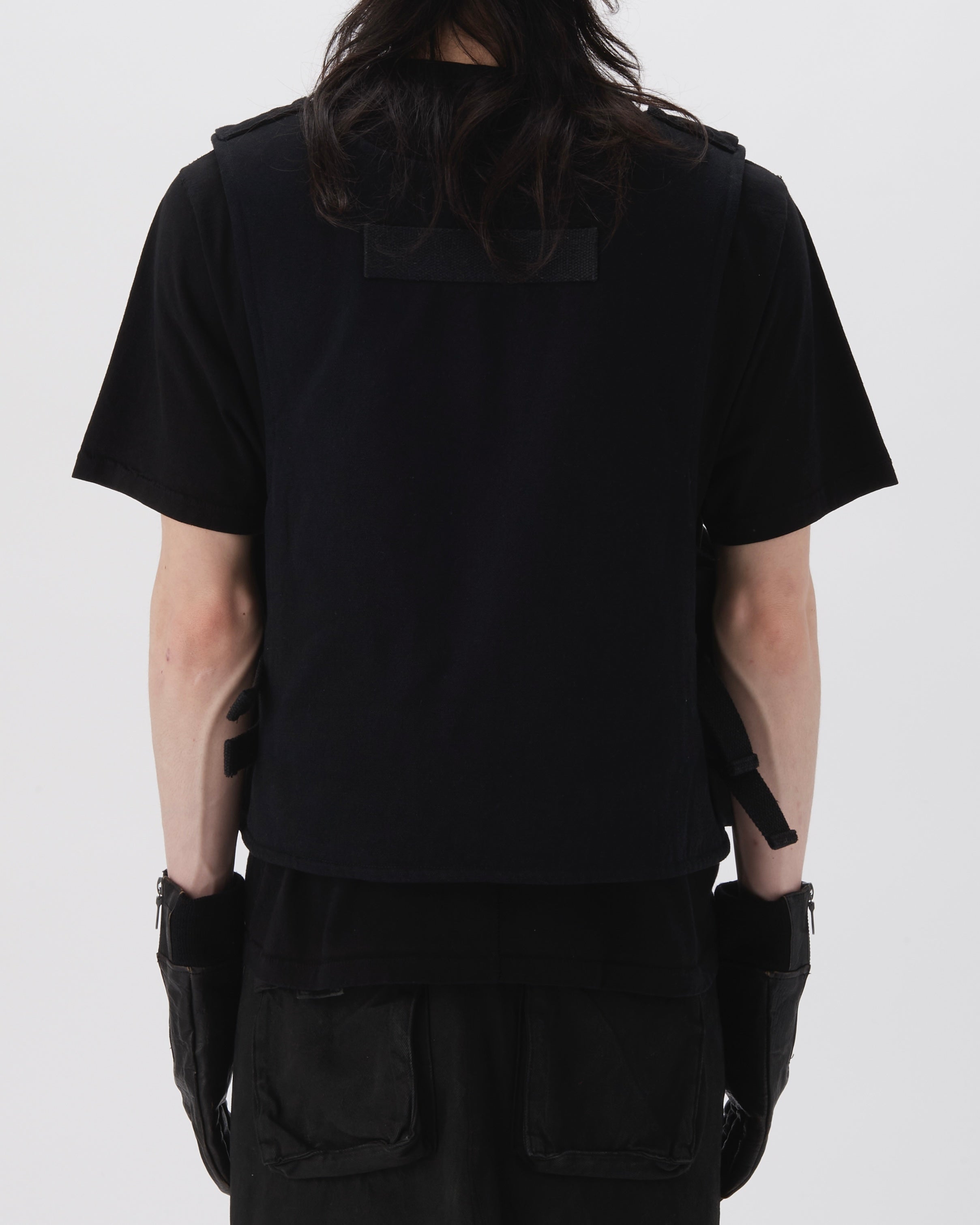 RIOT VEST