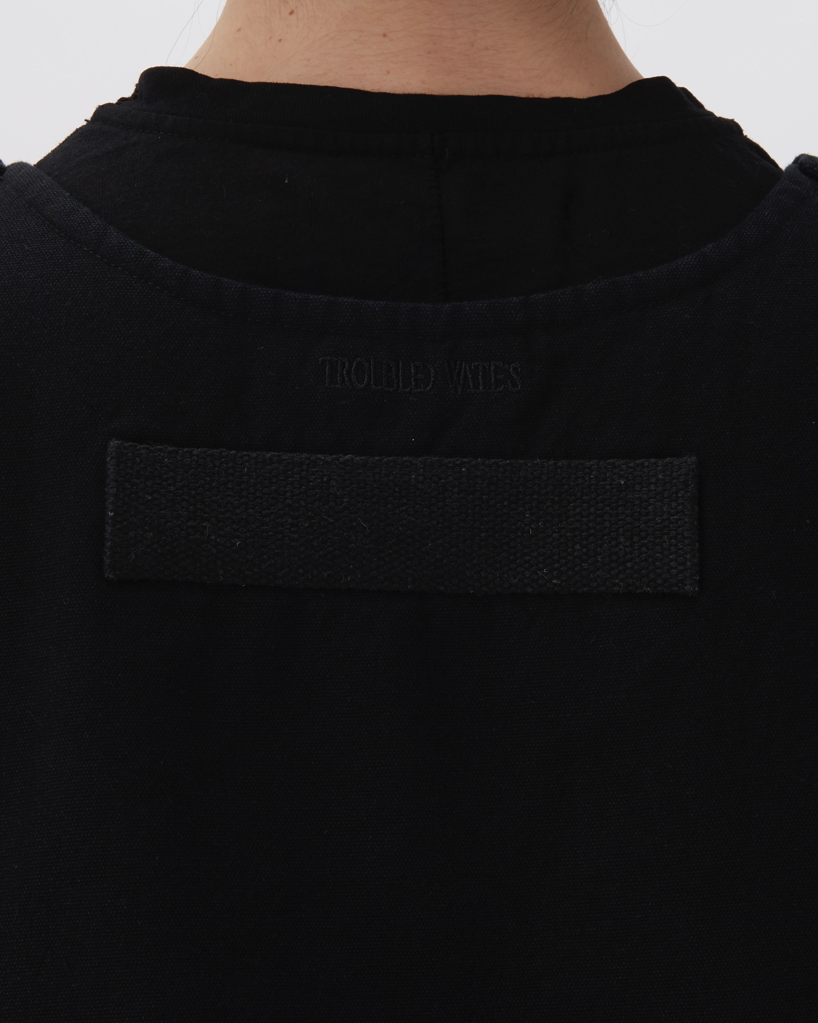 RIOT VEST
