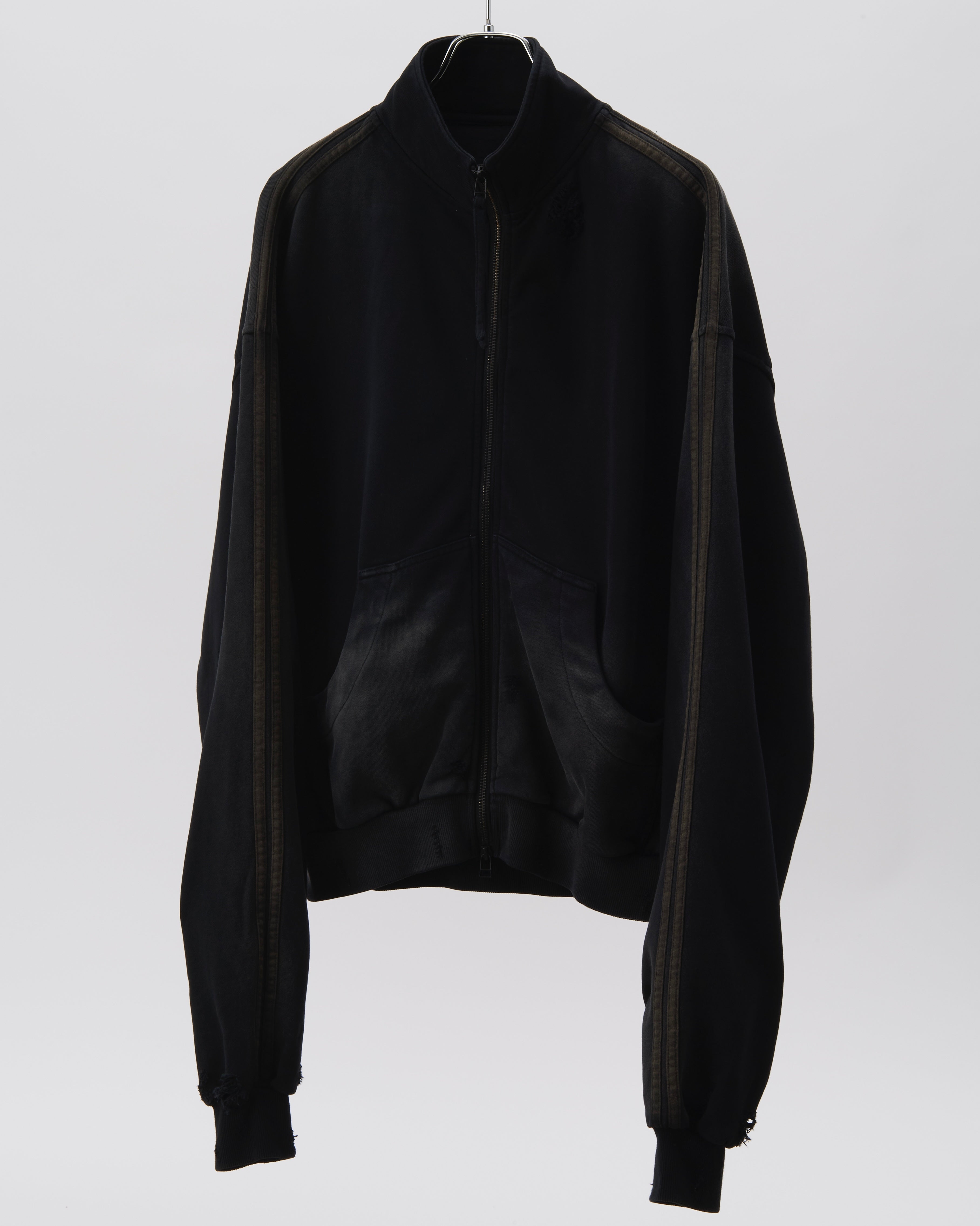 ONIZUKA TRACK JACKET