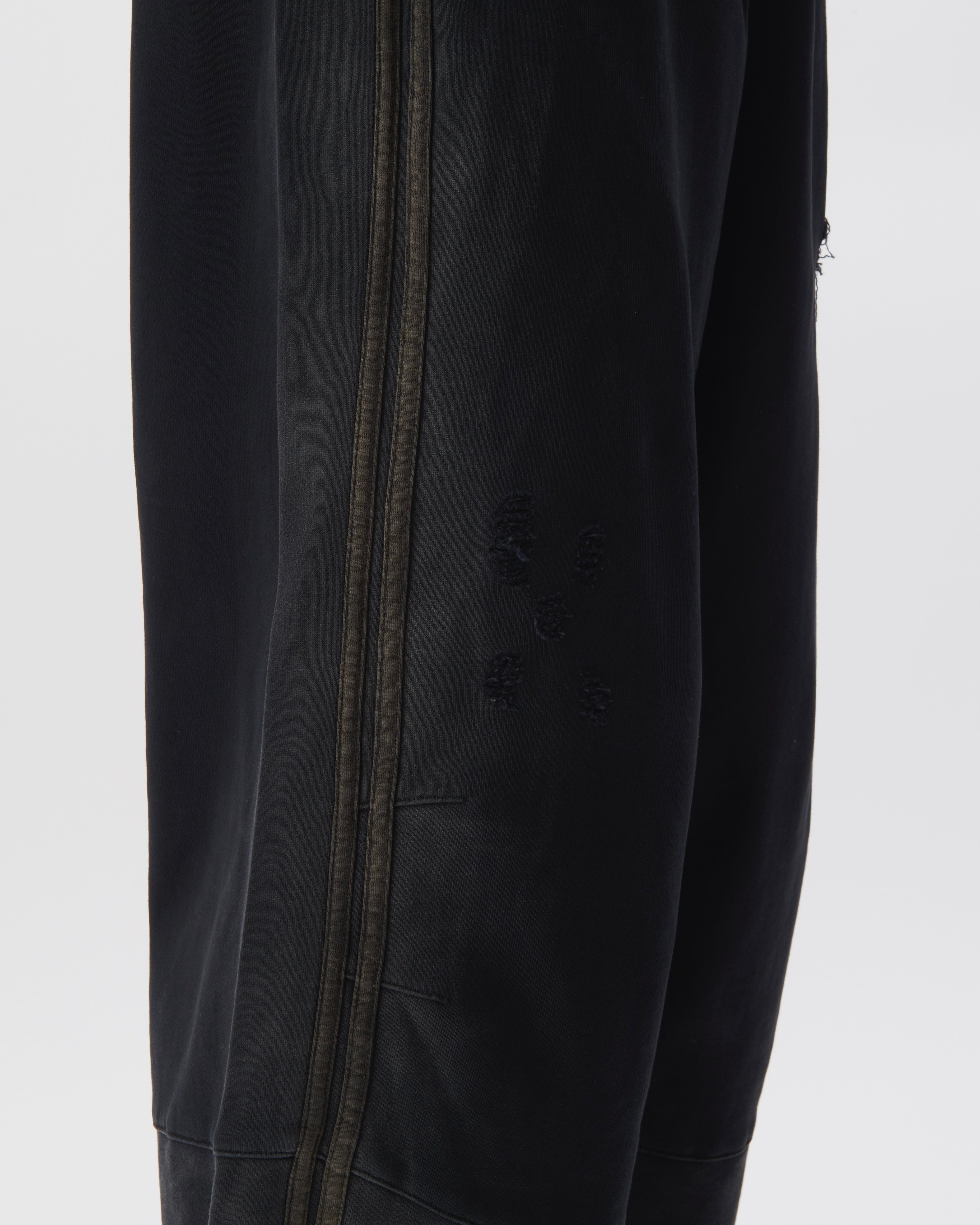 ONIZUKA TRACK PANTS
