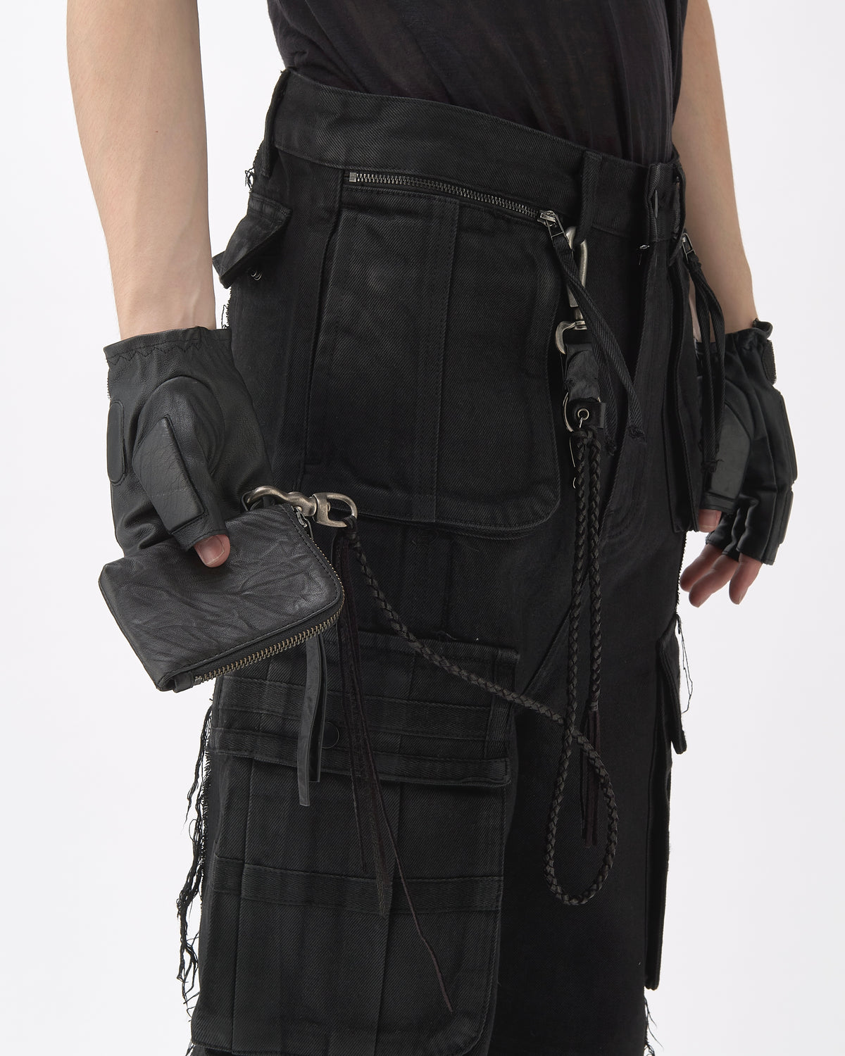 BLISTERED LEATHER WALLET & CHAIN
