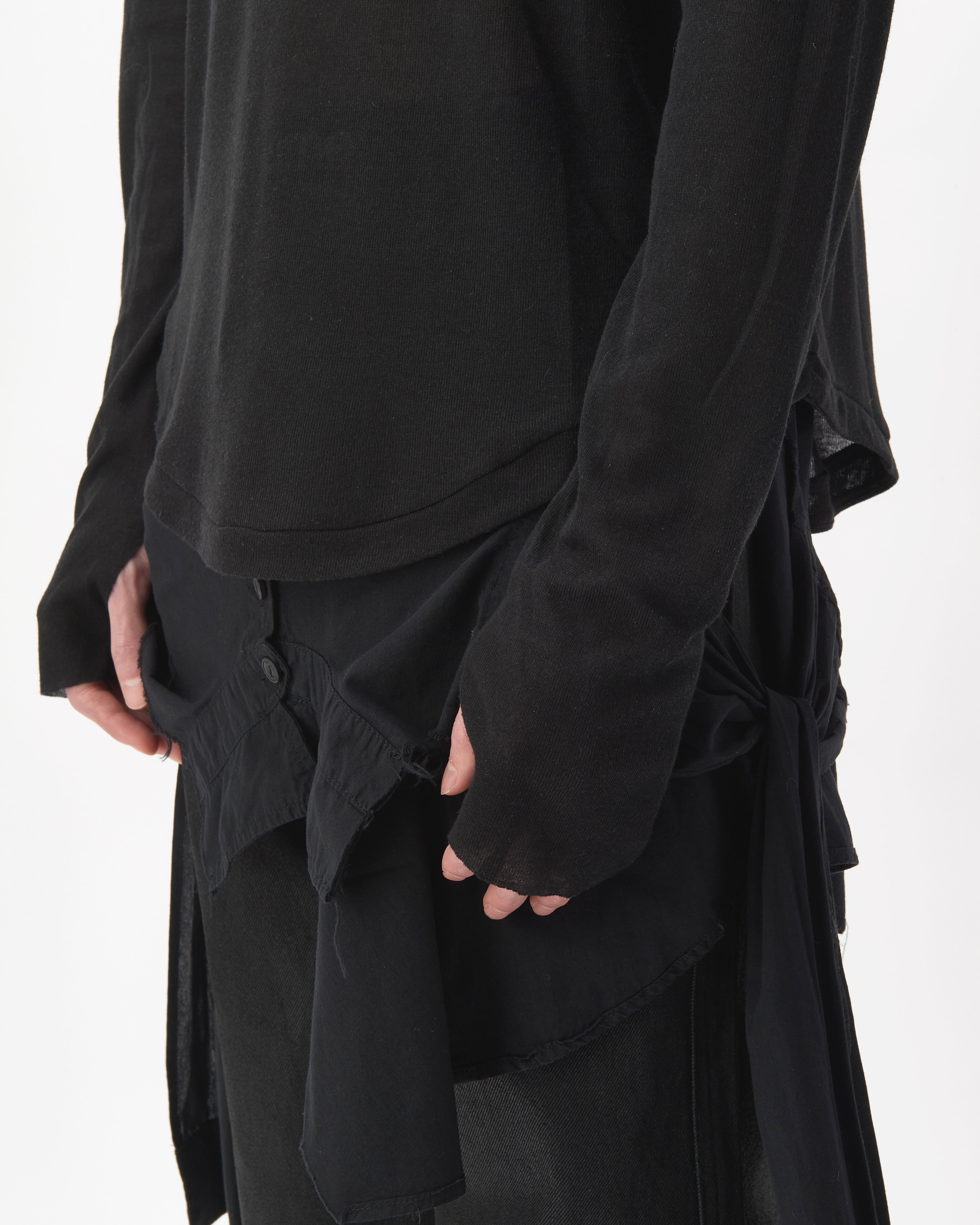 GLOVED LONGSLEEVE 2.0 (BLACK)