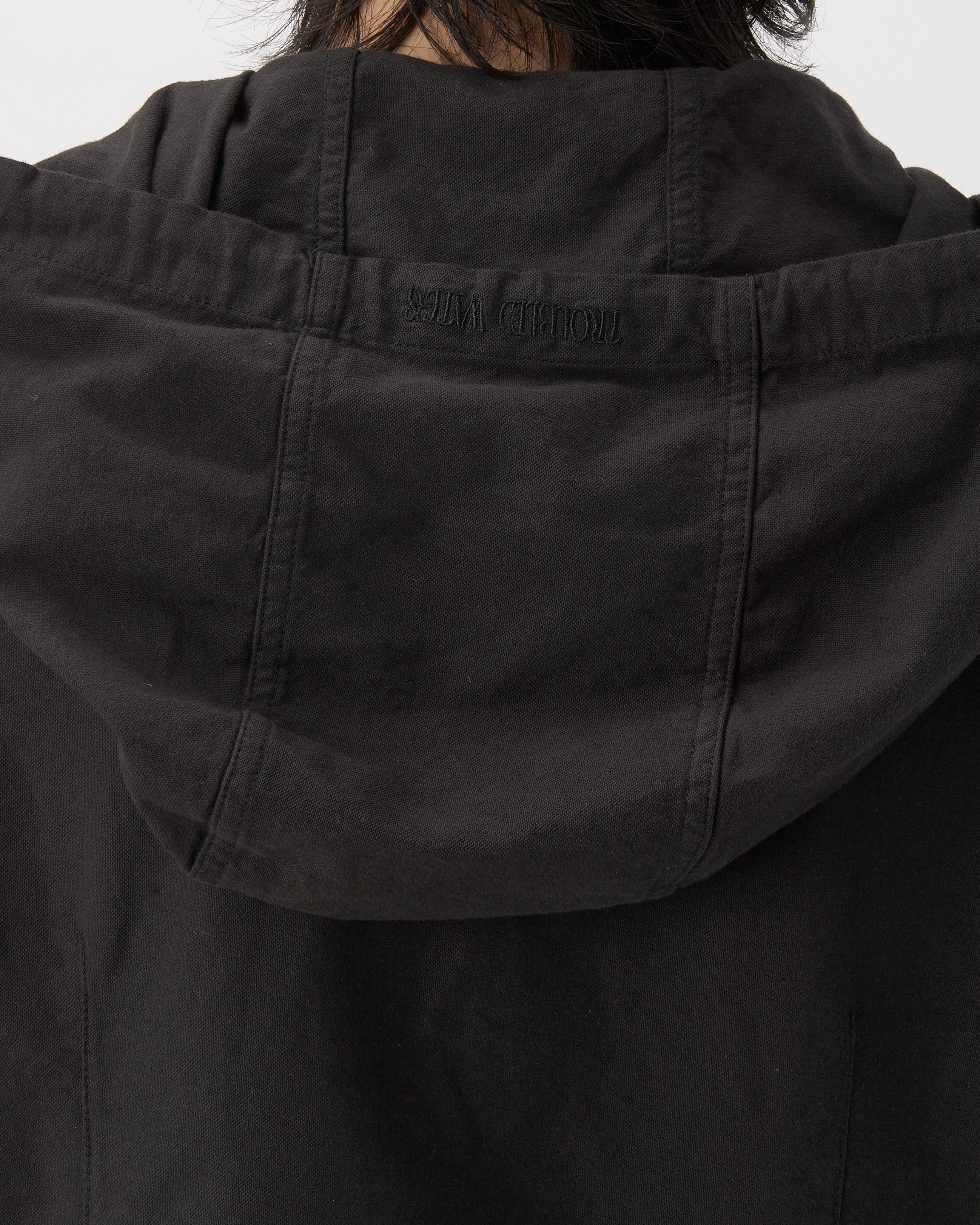 HOODED SHIRT