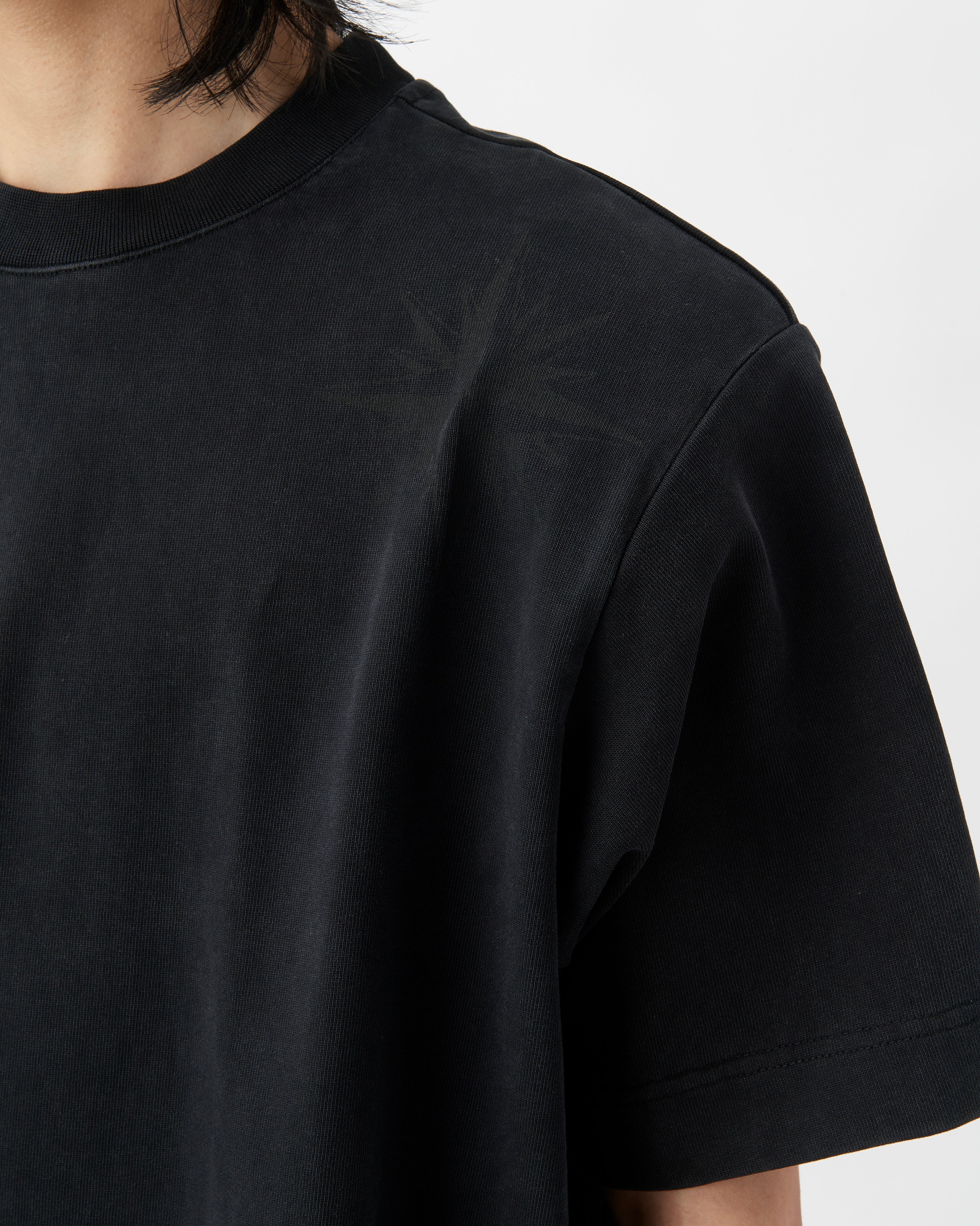 HARDLINE TEE (SHOULDER PAD)