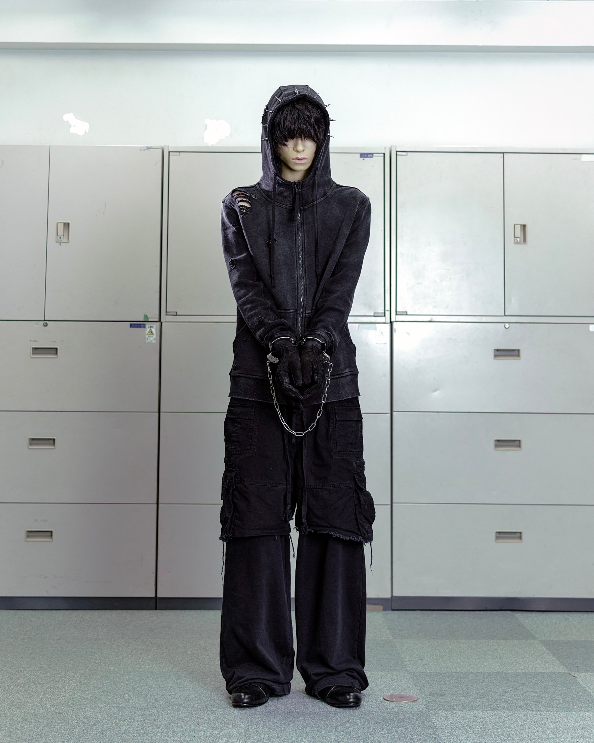 HOLLOW HOODIE (SPIKE)